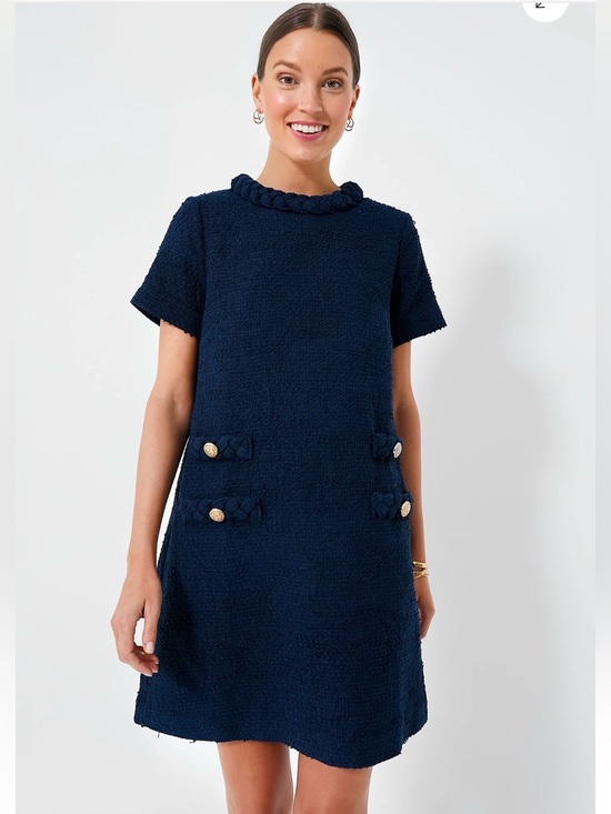 Tuckernuck Dresses & Skirts - Tuckernuck Classy Navy Tweed Jackie Dress
Size: Medium
EUC